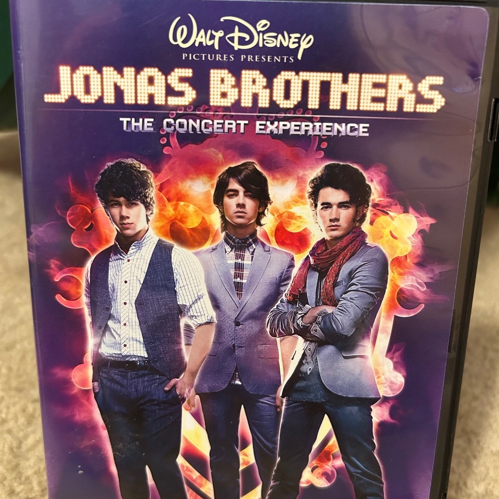 Jonas Brothers The Concert Experience DVD